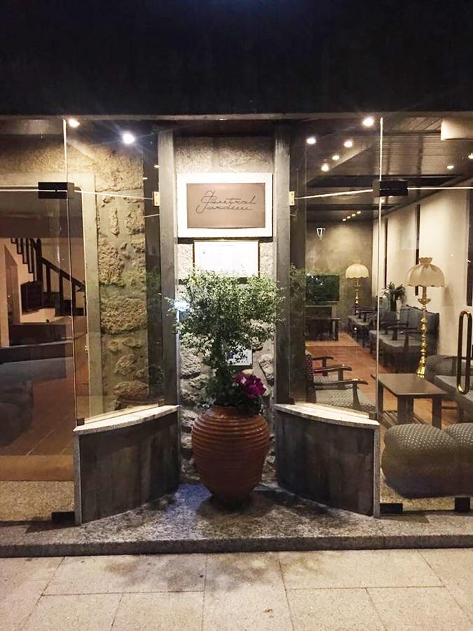 Hotel Central Jardim Geres Bagian luar foto